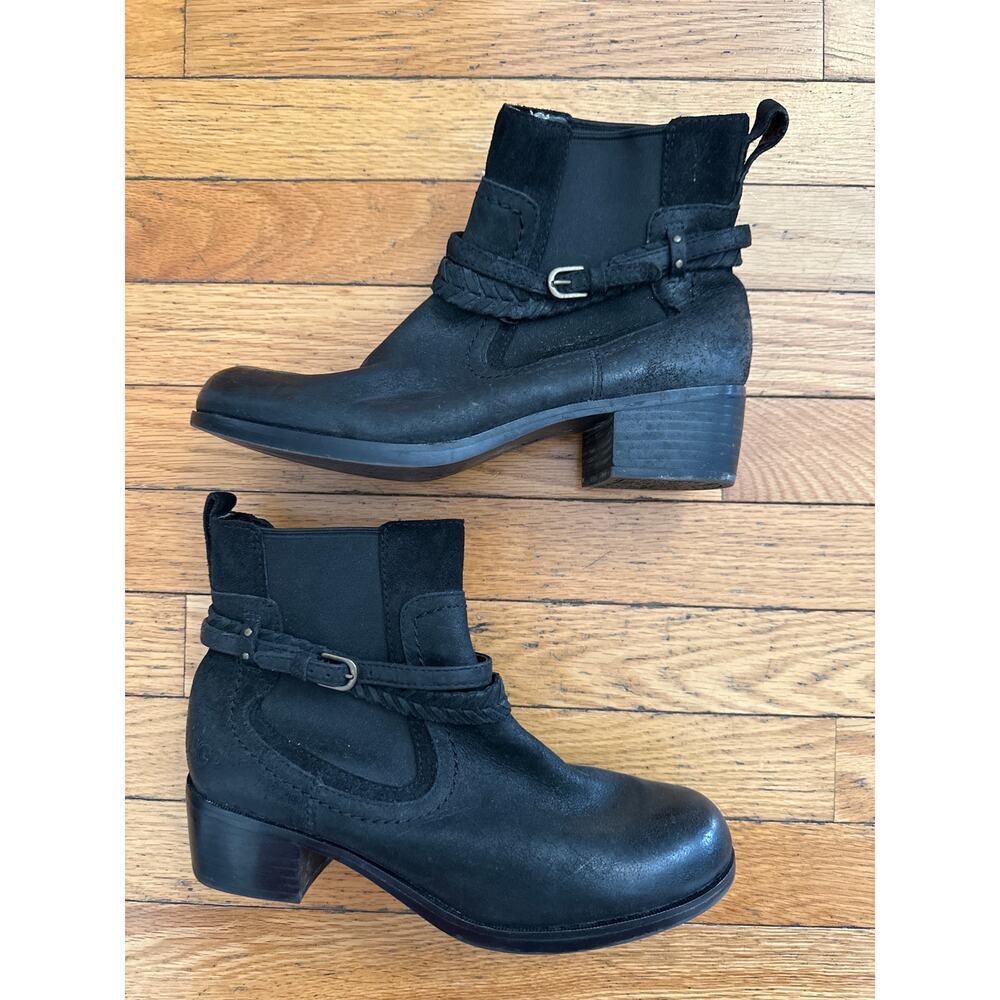 UGG Australia Black Leather Ankle Boots Women’s Size 9 Buckle Strap Chelsea Boot